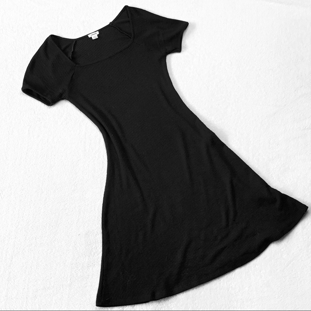 LITTLE BLACK DRESS